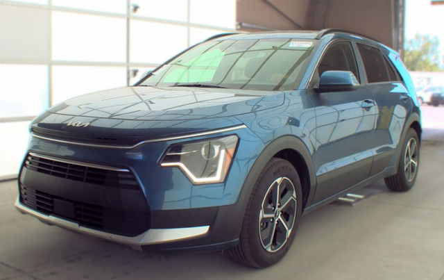 2024 Kia Niro EX HEV's photo